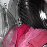 Quando fare la lavatrice: le fasce orarie che ti aiutano a risparmiare
